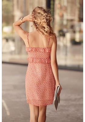 Letní šaty na tenká ramínka s ozdobným volánem v oblasti poprsí, růžové