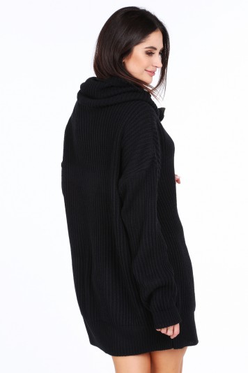Sweter z golfem oversizowy czarny 0208